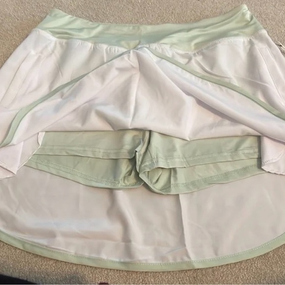 Simply Southern Tennis Skirt - Built-in Shorts - White/Green - Sizes S,M,L - NWT - Picture 3 of 5